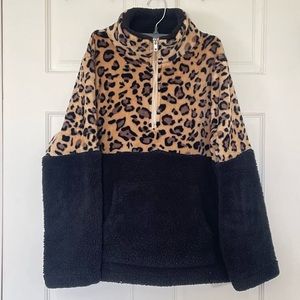 Leopard Animal Print Fleece Half-Zip Size Small
